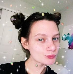 Meet your Posher, Kendra